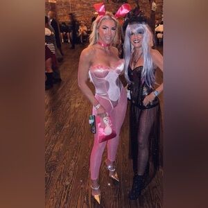 Legally Blonde costume with Rufus added into purse